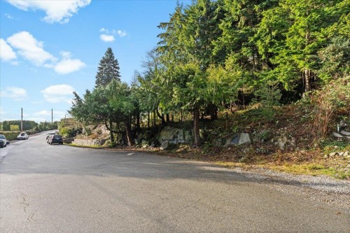 478 Craigmohr Drive, West Vancouver, BC 