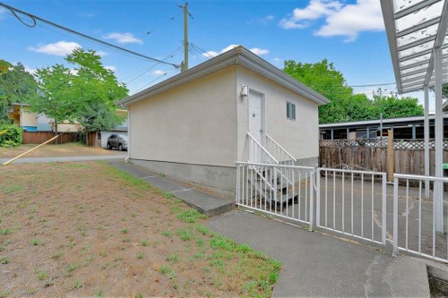 8080 Columbia Street, Vancouver, BC - Outdoor With Exterior