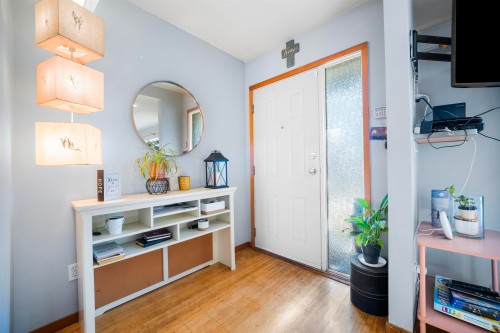 521 Brookmere Avenue, Coquitlam, BC - Indoor Photo Showing Other Room