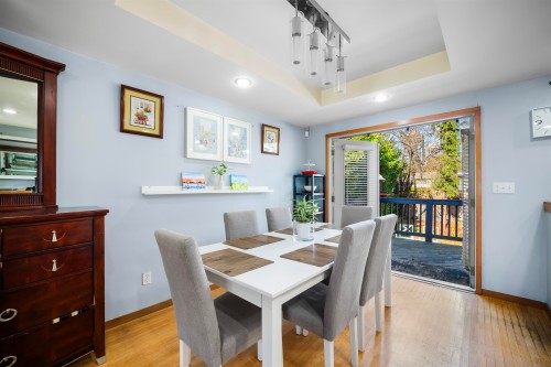 521 Brookmere Avenue, Coquitlam, BC - Indoor Photo Showing Dining Room