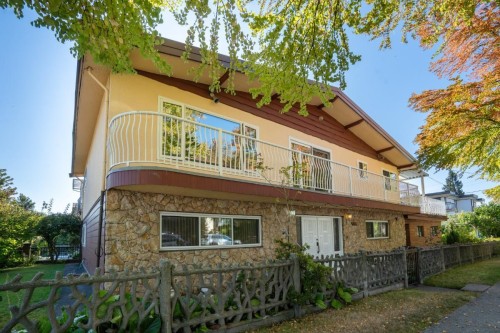 232 Macdonald Avenue, Burnaby, BC - Outdoor With Exterior