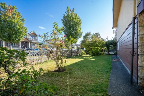232 Macdonald Avenue, Burnaby, BC - Outdoor