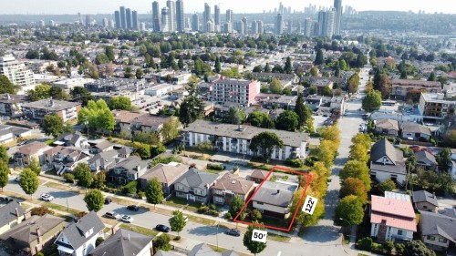 232 Macdonald Avenue, Burnaby, BC - Outdoor With View