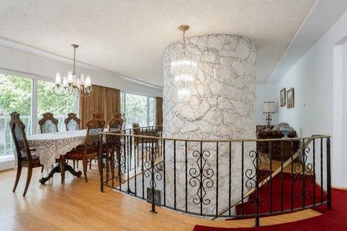 232 Macdonald Avenue, Burnaby, BC - Indoor Photo Showing Dining Room