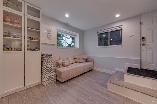 21 Malta Place, Vancouver, BC - Indoor