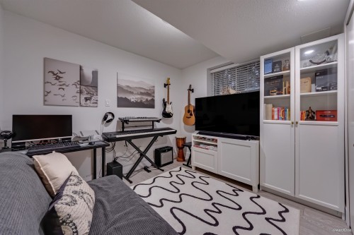 21 Malta Place, Vancouver, BC - Indoor
