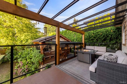 21 Malta Place, Vancouver, BC - Outdoor With Deck Patio Veranda With Exterior