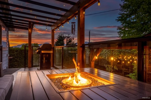 21 Malta Place, Vancouver, BC - Outdoor With Deck Patio Veranda With Exterior