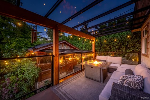 21 Malta Place, Vancouver, BC - Outdoor With Deck Patio Veranda With Exterior