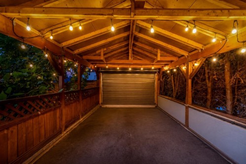 21 Malta Place, Vancouver, BC - Indoor Photo Showing Other Room