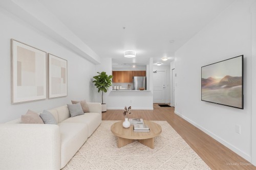301-3575 Euclid Avenue Avenue  Vancouver, BC V5R 6H5