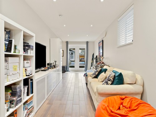 431 23Rd Avenue E, Vancouver, BC - Indoor
