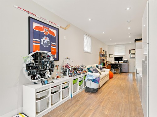 431 23Rd Avenue E, Vancouver, BC - Indoor