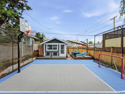 431 23Rd Avenue E, Vancouver, BC - Outdoor