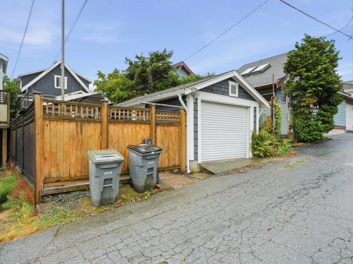 431 23Rd Avenue E, Vancouver, BC - Outdoor