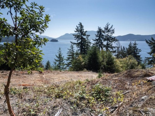 1573 Smith Road, Gibsons, BC 