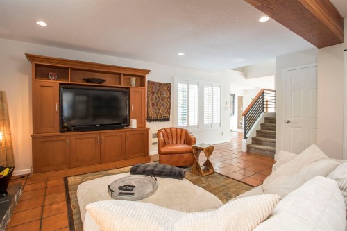 5439 Indian River Drive, North Vancouver, BC - Indoor Photo Showing Living Room