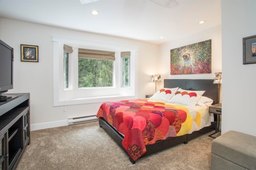 5439 Indian River Drive, North Vancouver, BC - Indoor Photo Showing Bedroom