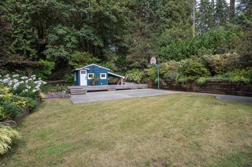 5439 Indian River Drive, North Vancouver, BC - Outdoor