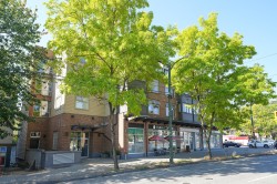 403-2408 Broadway E Vancouver, BC V5M 4T9