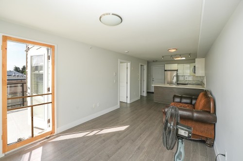 403-2408 Broadway E, Vancouver, BC - Indoor Photo Showing Other Room