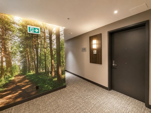 512-38033 Second Avenue, Squamish, BC - Indoor Photo Showing Other Room