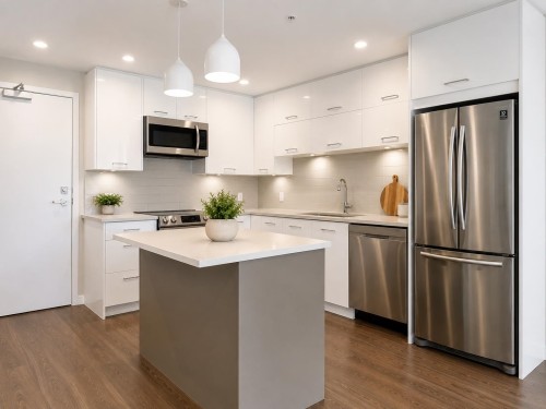 512-38033 Second Avenue, Squamish, BC - Indoor Photo Showing Kitchen With Upgraded Kitchen