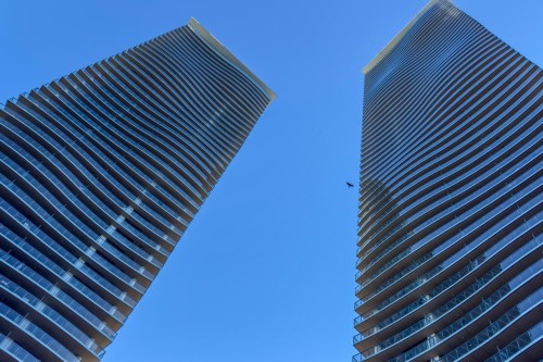 1702-4890 Lougheed Highway, Burnaby, BC - Outdoor