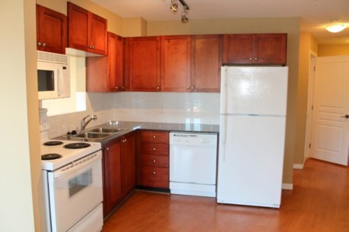 209-3089 Oak Street , Vancouver, BC V6H 2K8 2