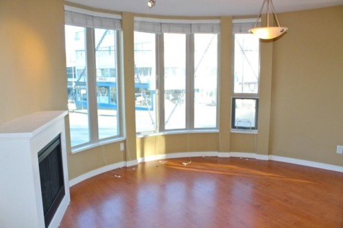 209-3089 Oak Street , Vancouver, BC V6H 2K8 5