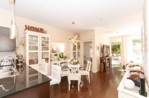 102-1633 Mackay, North Vancouver, BC - Indoor