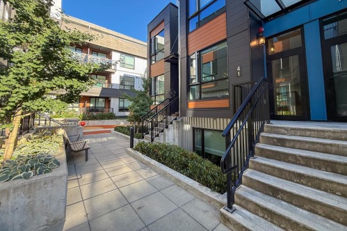 G34-2050 20 Avenue E, Vancouver, BC V5N 2L2 2
