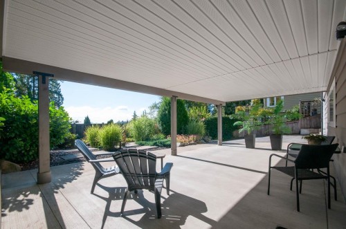Suite-530 Brand , North Vancouver, BC V7N 1G1 2
