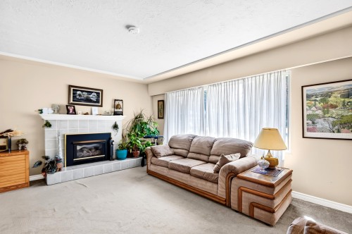 21437 122 Avenue, Maple Ridge, BC 