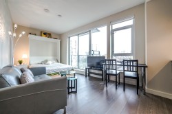 904-1221 Bidwell Street  Vancouver, BC V6G 0B1