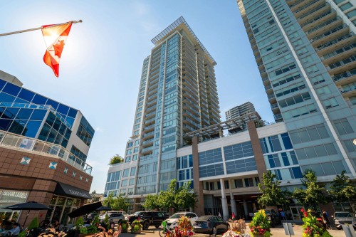 1709-988 Quayside Drive  New Westminster, BC V3M 0L5
