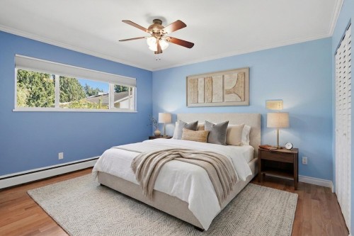 210 Murphy Drive W, Delta, BC - Indoor Photo Showing Bedroom