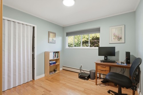 210 Murphy Drive W, Delta, BC - Indoor Photo Showing Office
