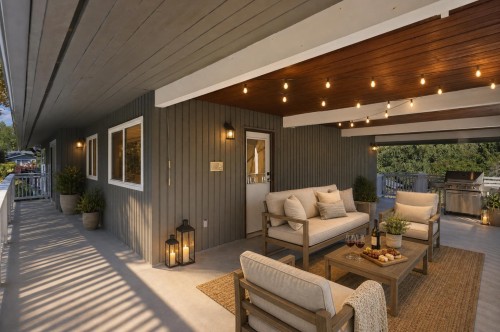 210 Murphy Drive W, Delta, BC - Outdoor With Exterior