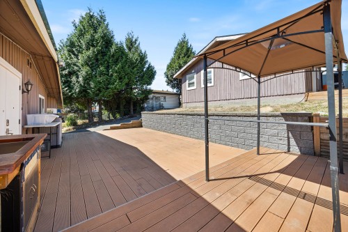 8085 10Th Avenue, Burnaby, BC 