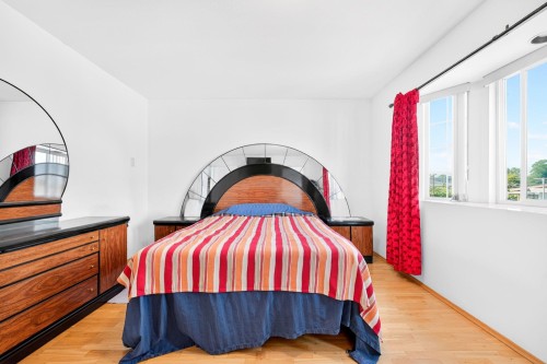 3423 24Th Avenue E, Vancouver, BC - Indoor Photo Showing Bedroom