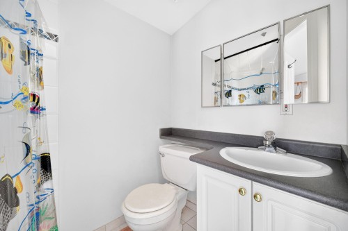 3423 24Th Avenue E, Vancouver, BC - Indoor Photo Showing Bathroom
