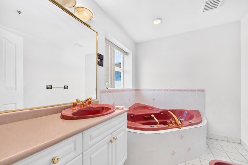 3423 24Th Avenue E, Vancouver, BC - Indoor Photo Showing Other Room