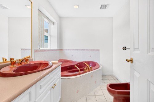 3423 24Th Avenue E, Vancouver, BC - Indoor