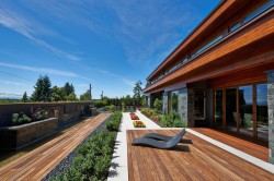 6889 Balsam Street S Vancouver, BC V6P 5W9