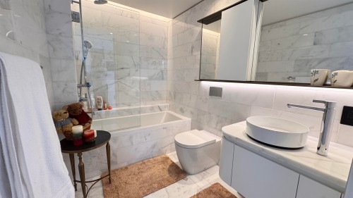 22xx-1408 Robson Street , Vancouver, BC V6G 1B9 4