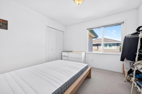 6215 Dunsmuir Crescent, Richmond, BC - Indoor Photo Showing Bedroom