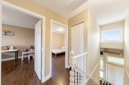 7763 Hazelmere Street, Burnaby, BC - Indoor Photo Showing Other Room