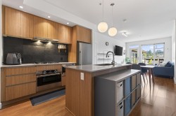 502-516 Foster Avenue  Coquitlam, BC V3J 0H8