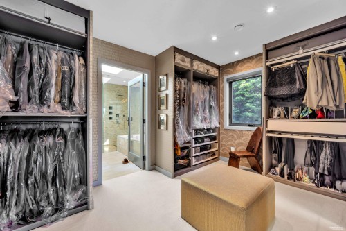 3308 Deering Island Place, Vancouver, BC - Indoor With Storage